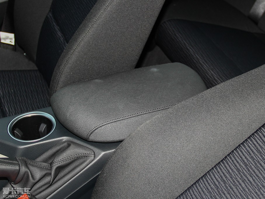 2014RX1 sDrive18i r(sh)