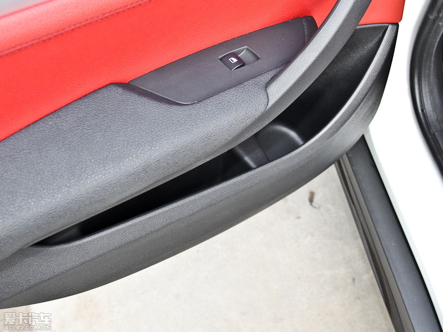 2014��RX1 xDrive20i �\���OӋ���b