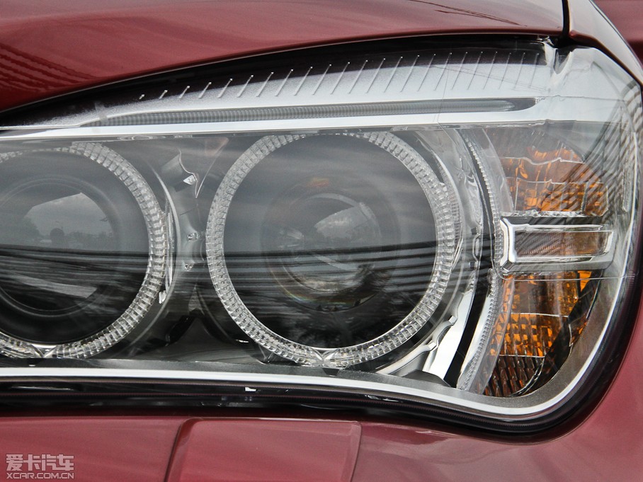 2014RX1 sDrive18i XOӋb