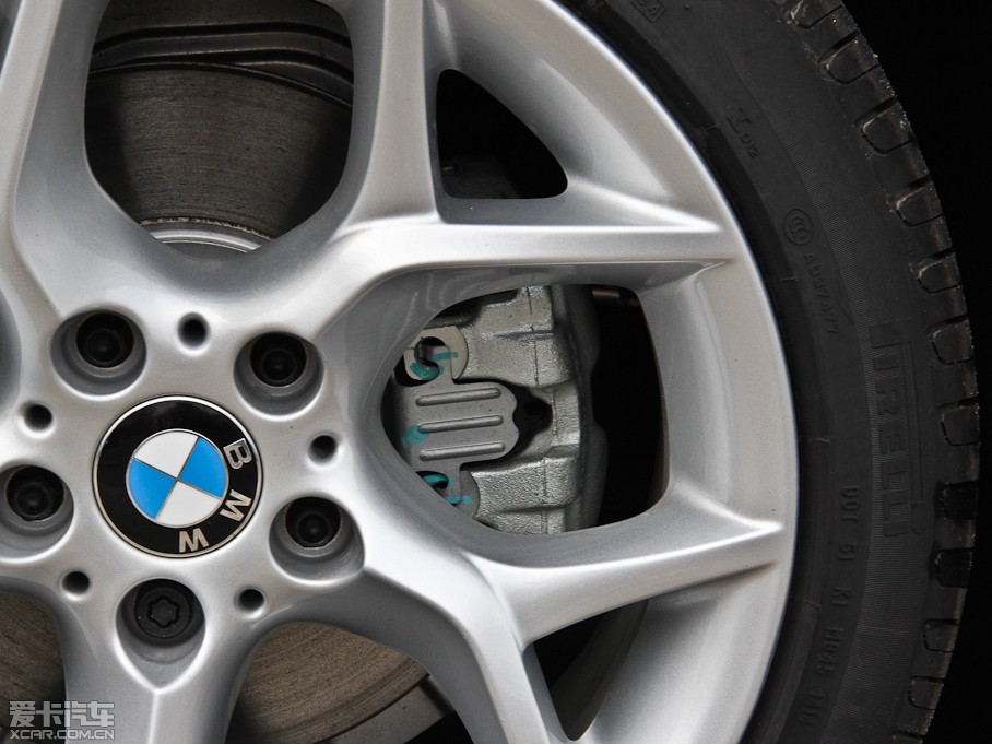 2014RX1 sDrive18i XOӋb