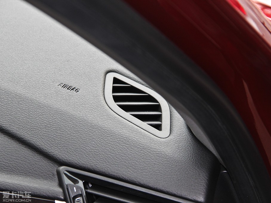 2014RX1 sDrive18i XOӋb