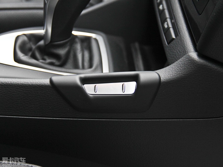 2014RX1 sDrive18i XO(sh)Ӌ(j)b