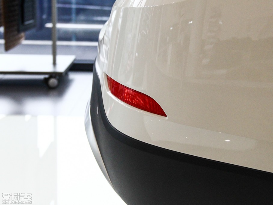 2014RX1 xDrive20i XOӋb