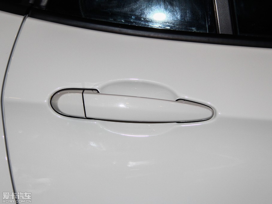 2014RX1 xDrive20i XOӋb