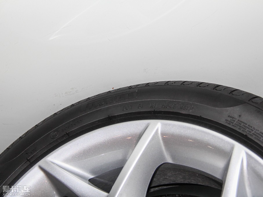 2014RX1 xDrive20i XOӋb