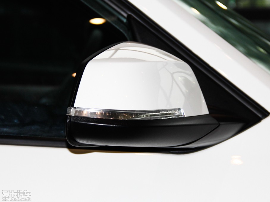 2014RX1 xDrive20i XOӋb