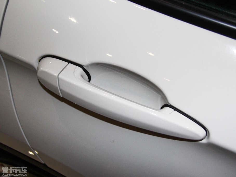 2014RX1 xDrive20i XO(sh)Ӌb