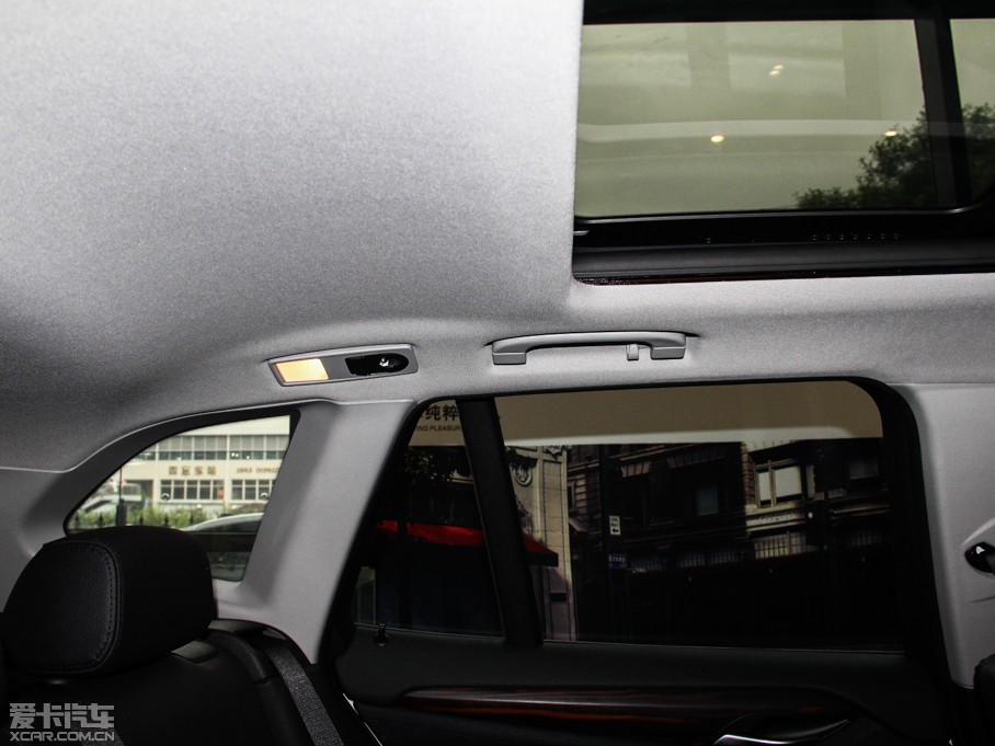 2014RX1 xDrive20i XOӋb