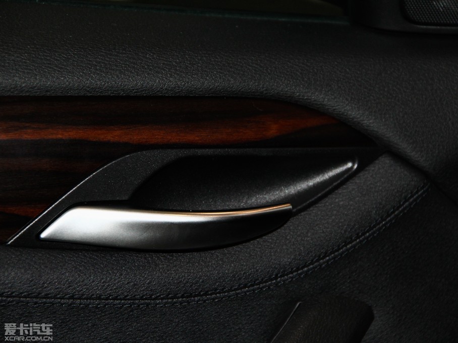 2014RX1 xDrive20i XOӋb