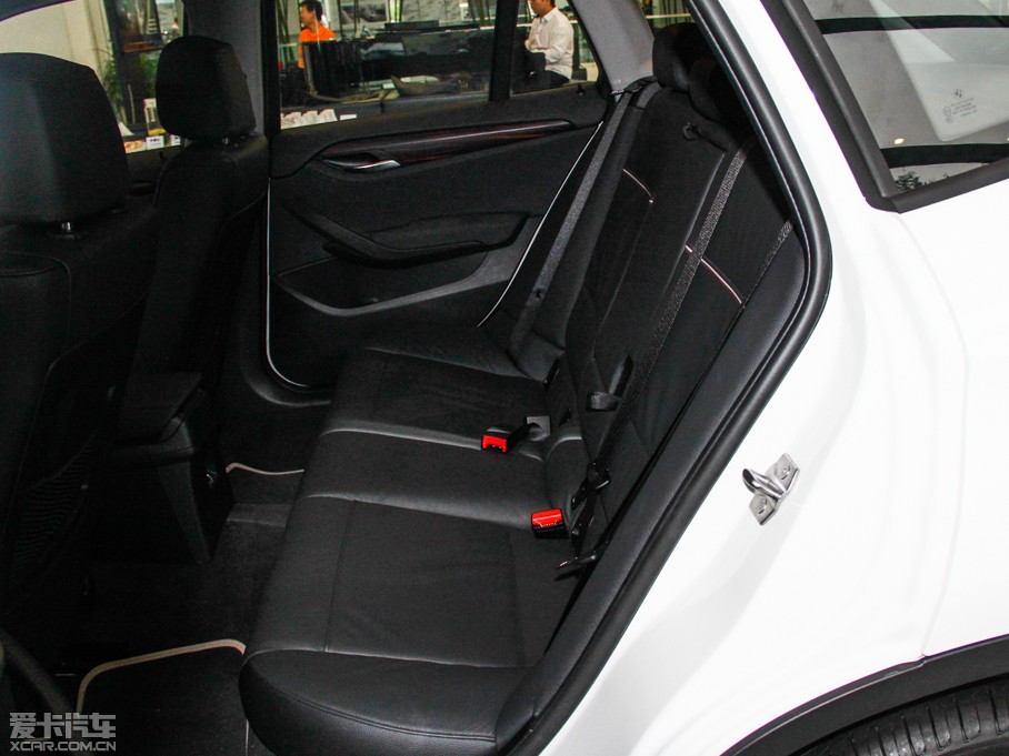 2014RX1 xDrive20i XOӋb