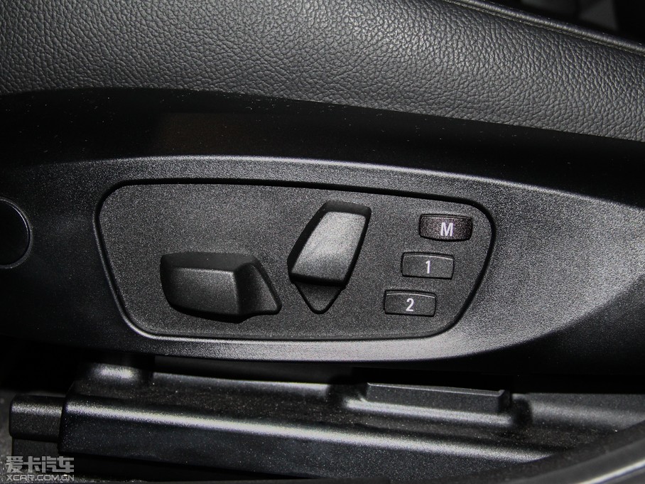 2014RX1 xDrive20i XO(sh)Ӌb