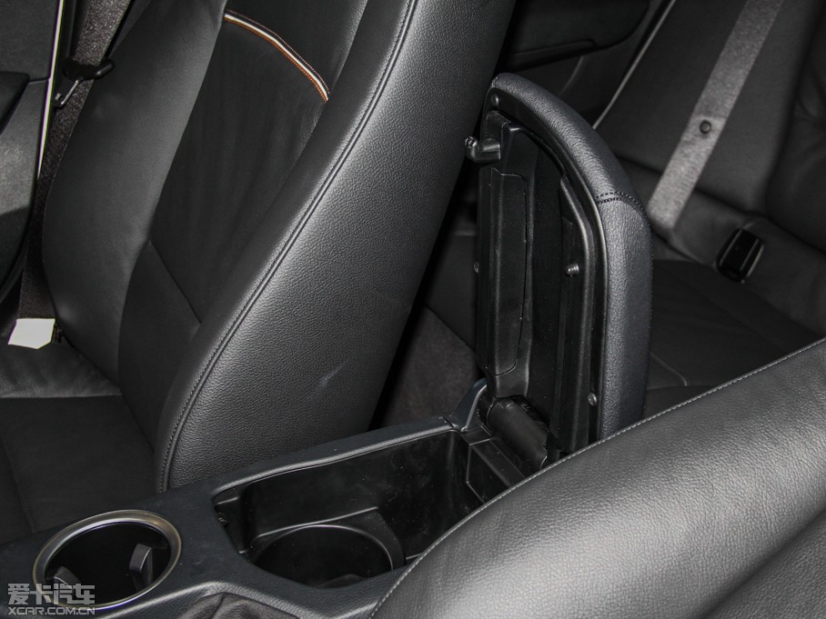 2014RX1 xDrive20i XOӋb