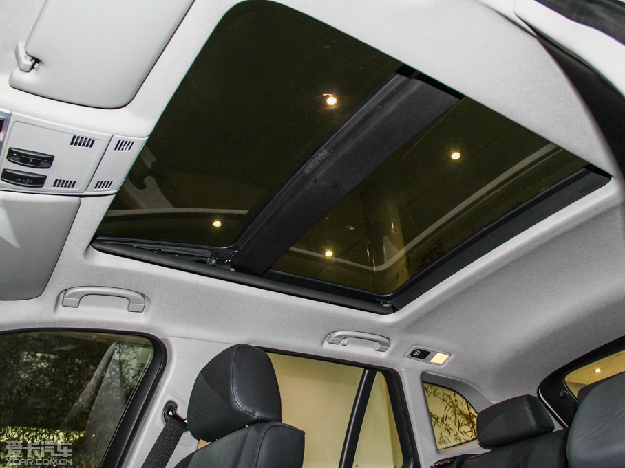 2014RX1 xDrive20i XOӋb