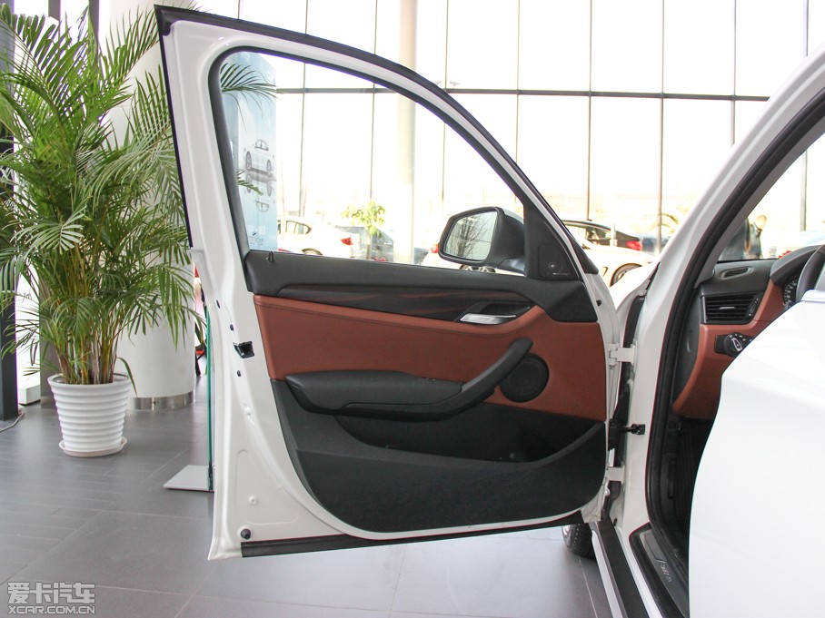 2014RX1 xDrive28i XO(sh)Ӌ(j)b