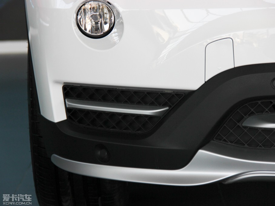 2014RX1 xDrive28i XOӋb