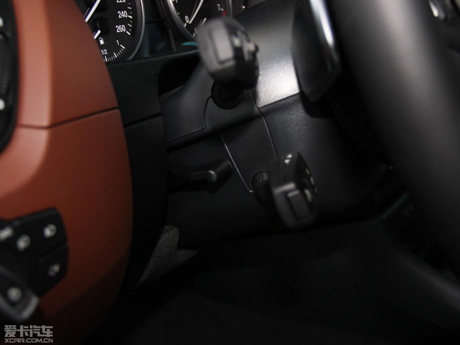 2014RX1 xDrive28i XOӋb