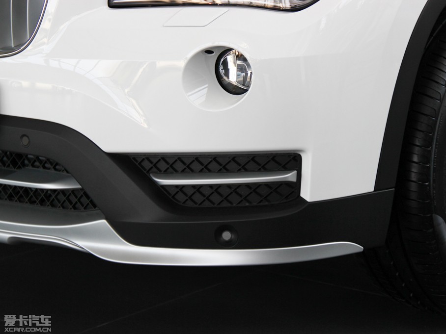 2014RX1 xDrive28i XOӋb