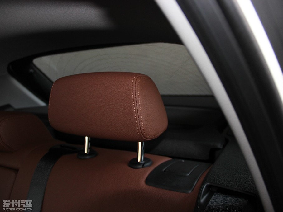 2014RX1 xDrive28i XOӋb