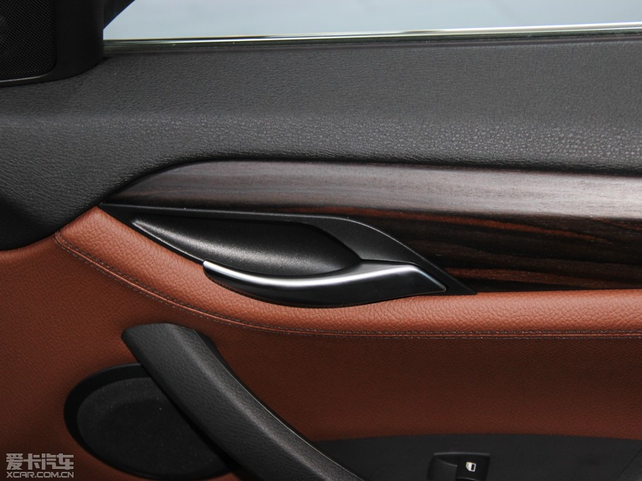 2014RX1 xDrive28i XO(sh)Ӌb