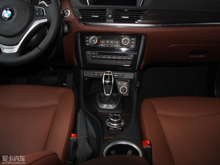 2014RX1 xDrive28i XOӋb