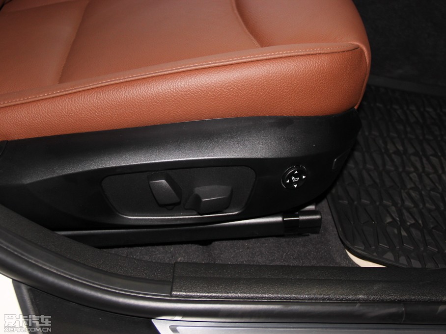 2014RX1 xDrive28i XO(sh)Ӌ(j)b