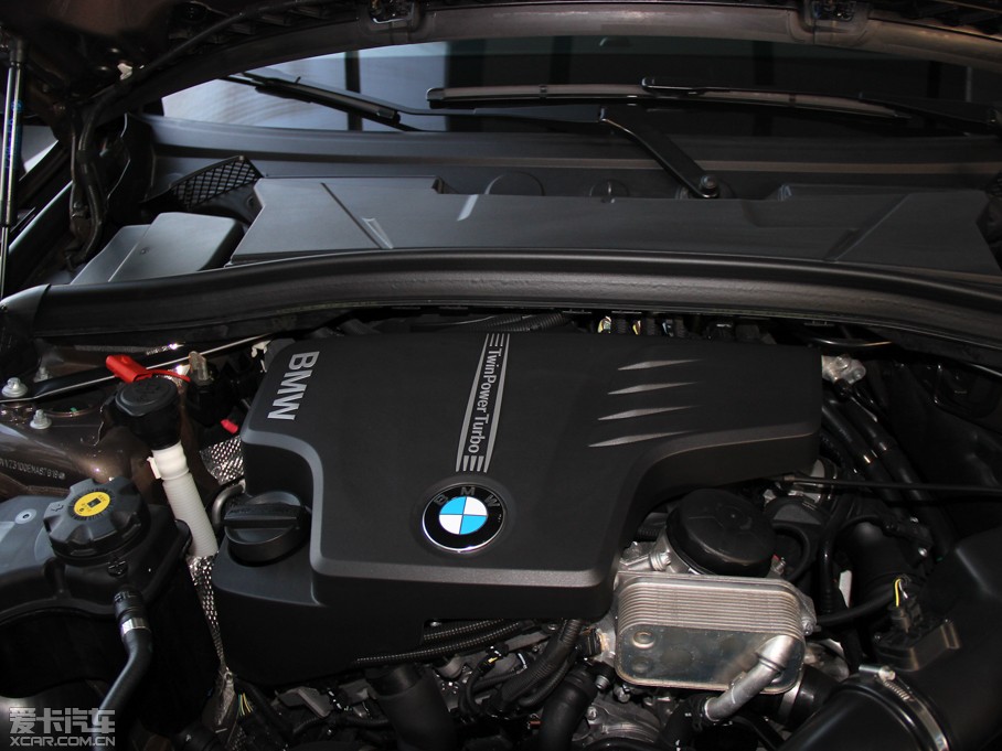 2014RX1 sDrive20i \OӋb