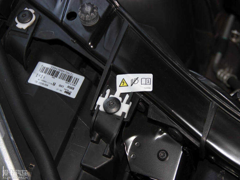 2014RX1 sDrive20i \OӋb