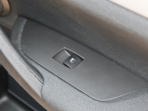 2014sDrive18i I(lng) п؅^(q)