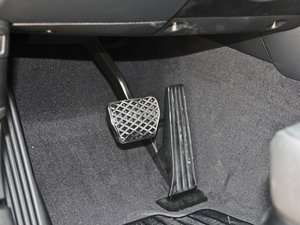 2014sDrive18i I(lng) п؅^(q)