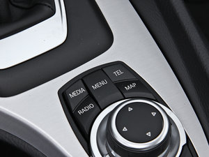 2014sDrive18i I п؅^(q)