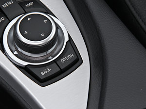 2014sDrive18i I п؅^(q)