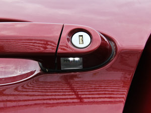 2014sDrive18i XOӋb ^