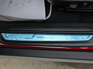 2014sDrive18i XOӋb g