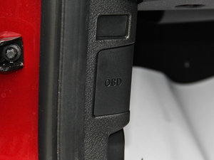 2014sDrive18i XOӋb g