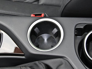 2014sDrive18i XOӋb g