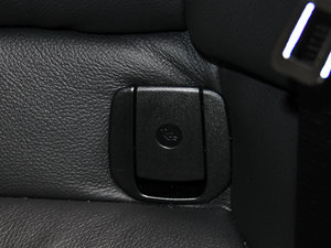 2014sDrive18i XOӋb g