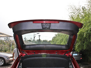 2014sDrive18i XOӋb g