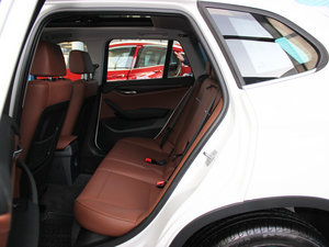 2014款xDrive28i X设计套装 后排空间