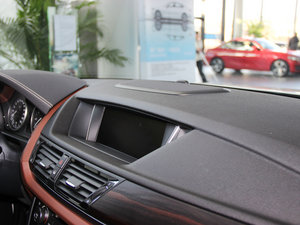 2014xDrive28i XOӋb g