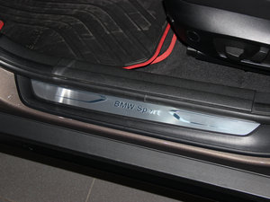 2014sDrive20i \OӋb g