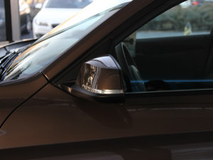 2014sDrive20i \OӋb ^