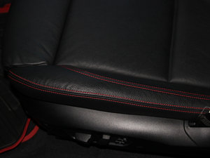 2014sDrive20i \OӋb g