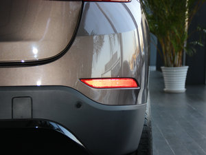 2014sDrive20i \OӋb ^