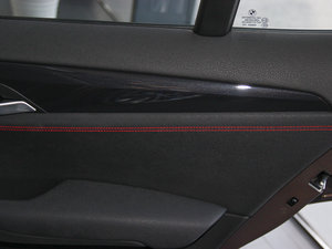 2014sDrive20i \OӋb g