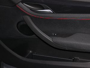 2014sDrive20i \OӋb g