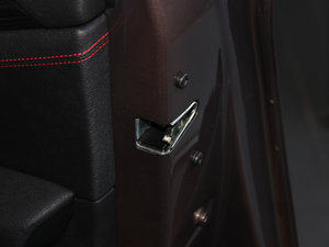 2014sDrive20i \OӋb g