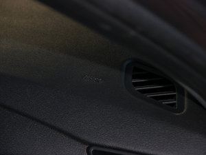 2014sDrive20i \OӋb g