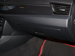 2014sDrive20i \OӋb g