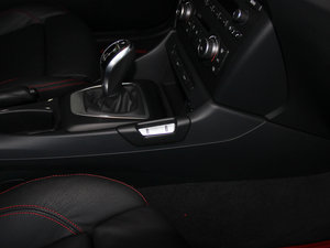 2014sDrive20i \OӋb g