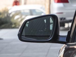 2014sDrive18i \OӋb ^